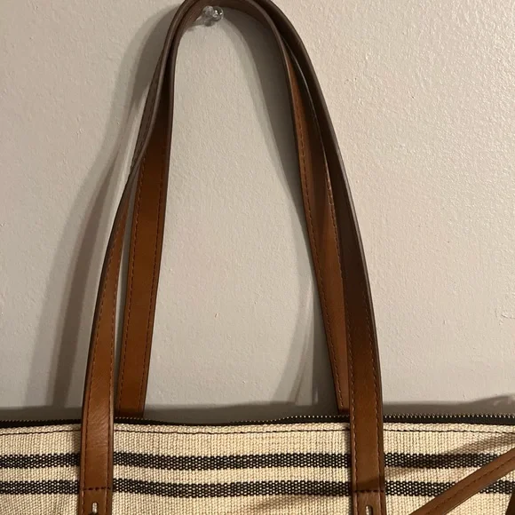 Fossil Ivory Tote Bag - Picture 3 of 11